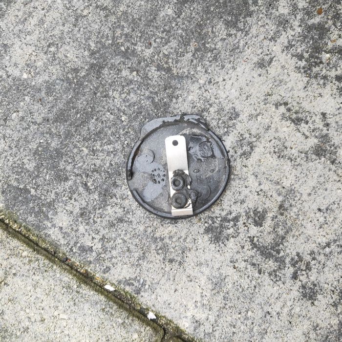 Zaślepka zatyczka haka ucha Holowniczego zderzaka tył Opel Astra H III