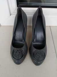 Skórzane szare buty damskie na szpilce, rozmiar 38, Vero Cuoio
