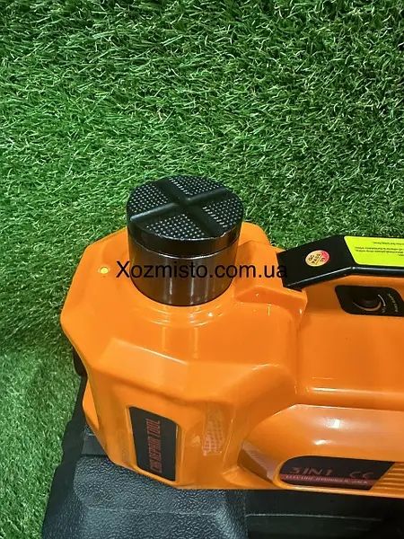 Електричний домкрат для авто 3 в 1 (Домкрат,Компресор, фанар) 12V,5,0Т