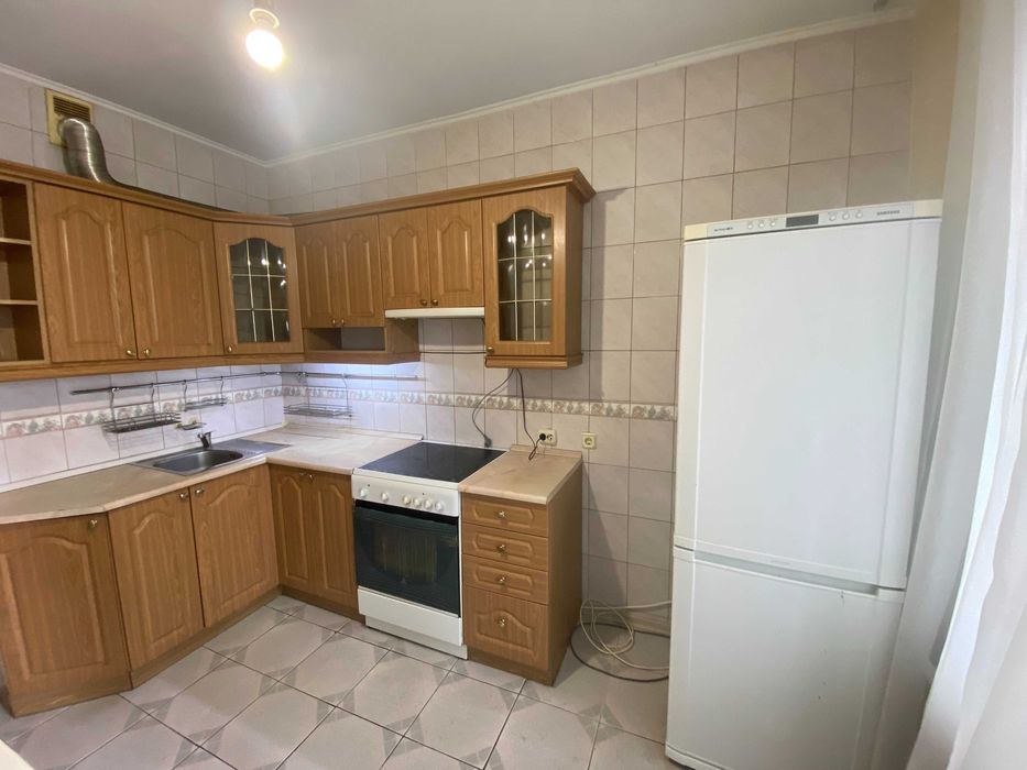 Продаж 2-к. Драгоманова, 31в. Метро Позняки 5 хв. Осокорки, Харківська