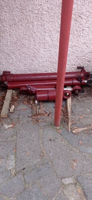 продам екскаватор