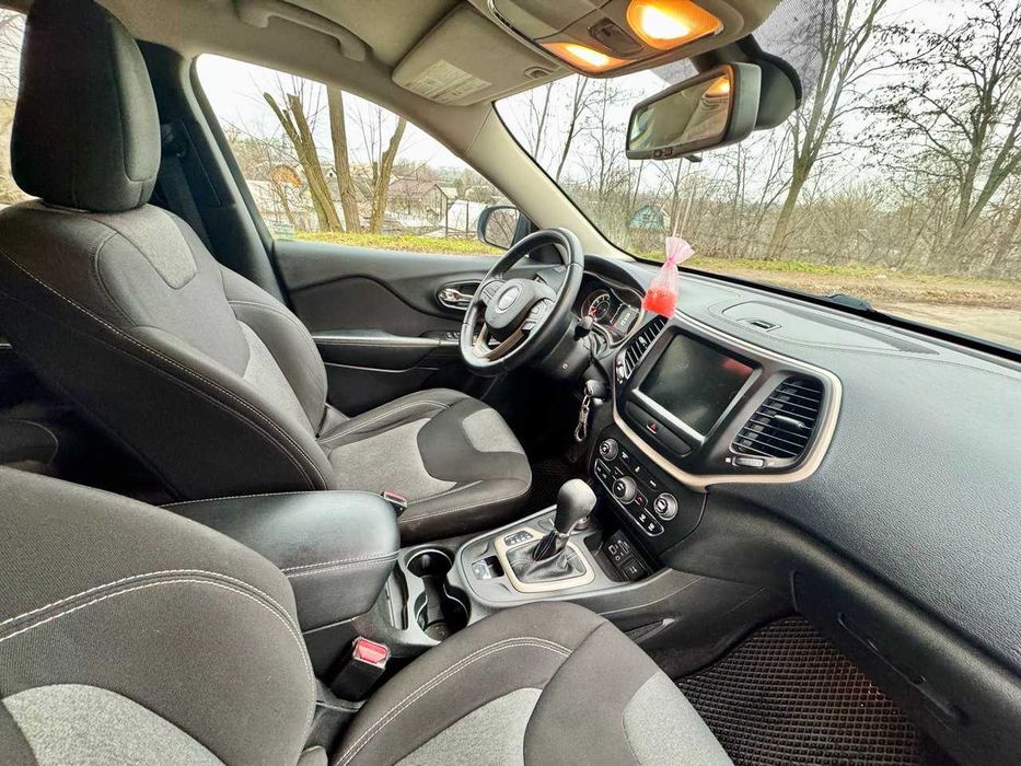Jeep Cherokee 3.2 AT (272 к.с.) 4WD 2014р.