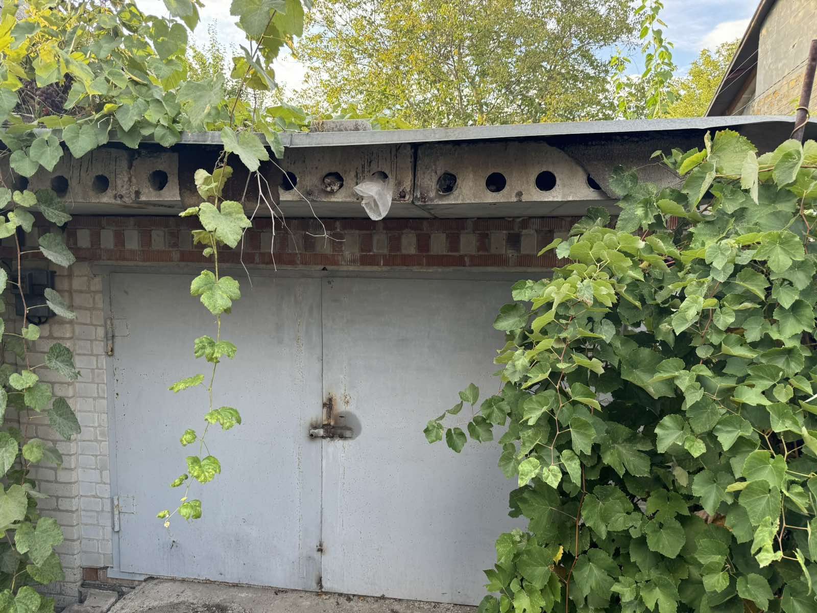 Продам отличную дачу на берегу річки Сура
