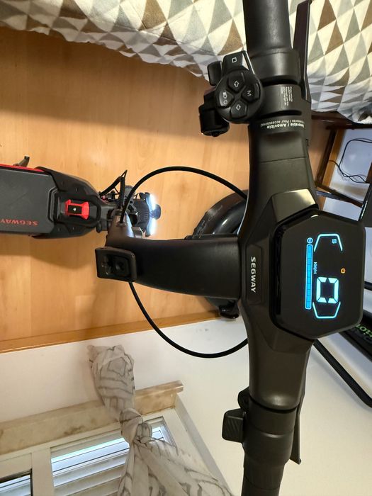 Trotinete Segway ZT3 Pro