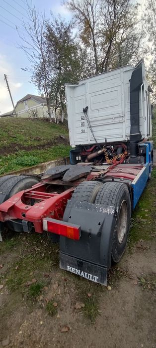 Тягач Renault Magnum