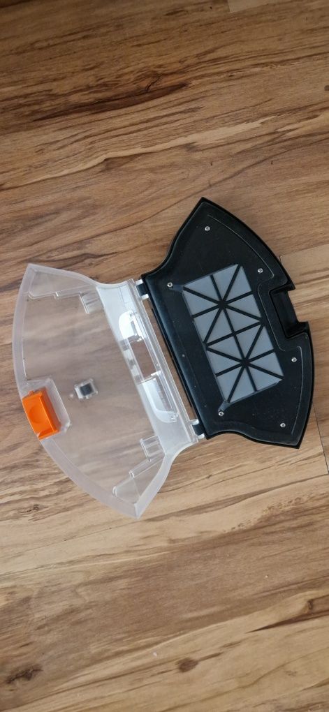 Xaomi Robot Vacuum E5 stan bardzo dobry