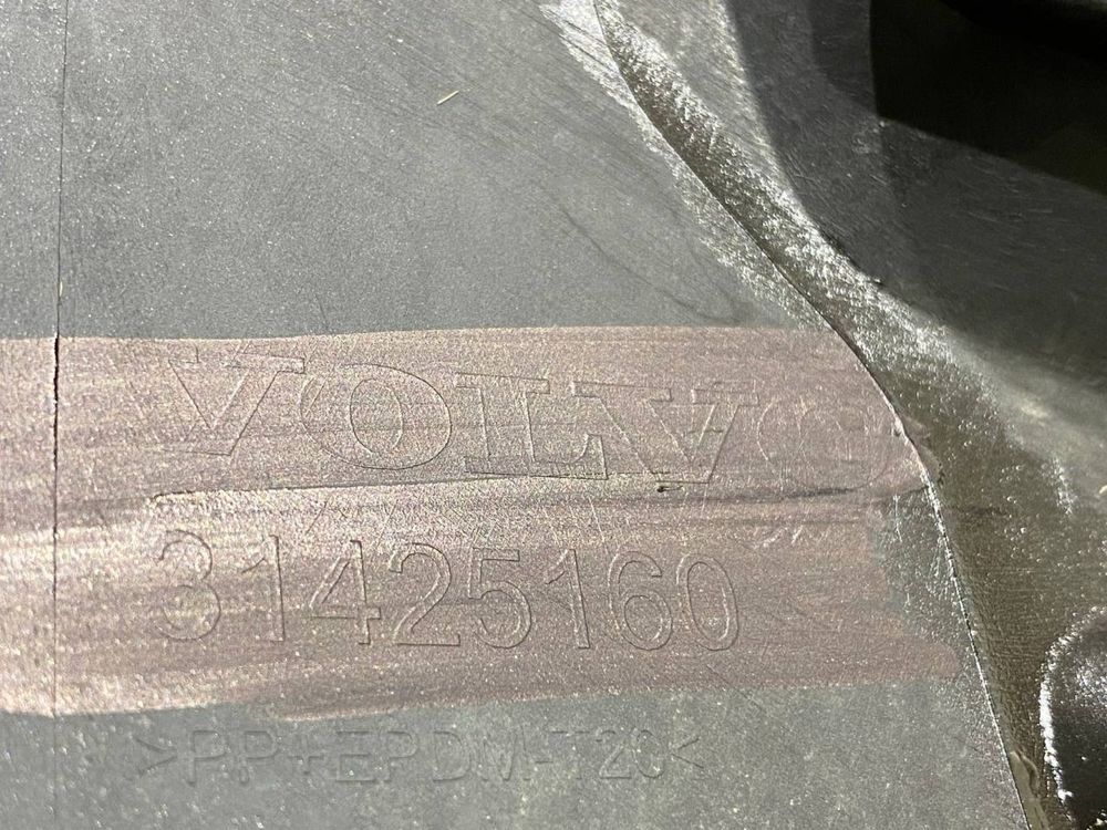 Бампер передний Volvo XC60 2 | 2017 2018 2019 2020 2021 г.