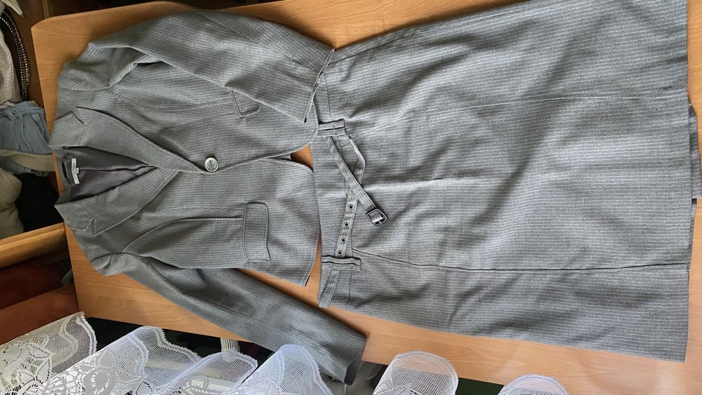 Kostium komplet marynarka żakiet spódnica reserved 40 L siwy szary