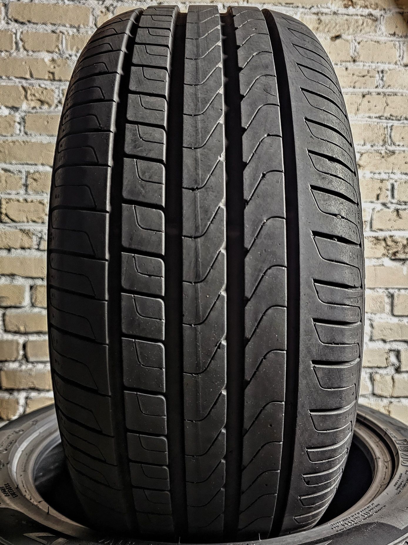 225/45r17 Pirelli | 2023 | Italy | 8/7mm | Літні шини | Вигідна ціна