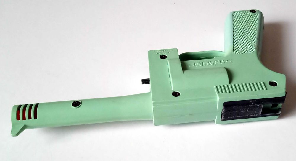 Игрушка пистолет револьвер СССР 1980-е годы