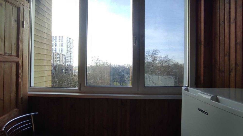 2к квартира + гараж. Будинок у парку «Веселка» напроти Файна Таун