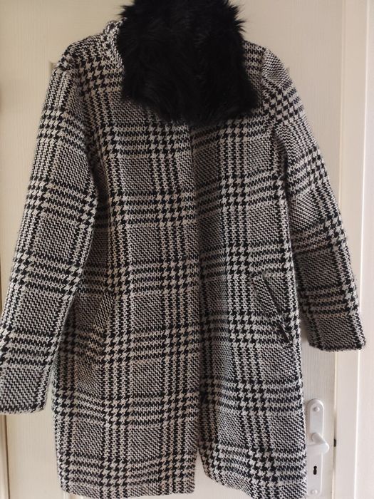 Piękny płaszcz Monnari