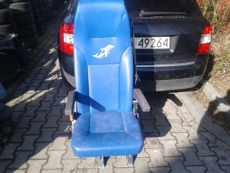 Fotel Bus Autobus Camper Kamping Podłokietniki Pasy Zapinka Rączka