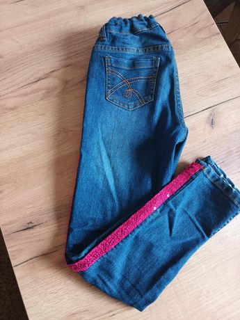Spodnie jeans 134