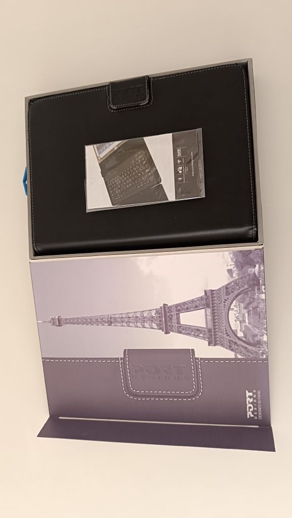 Capa com Teclado para  iPad e tablets 9" e 10.1"