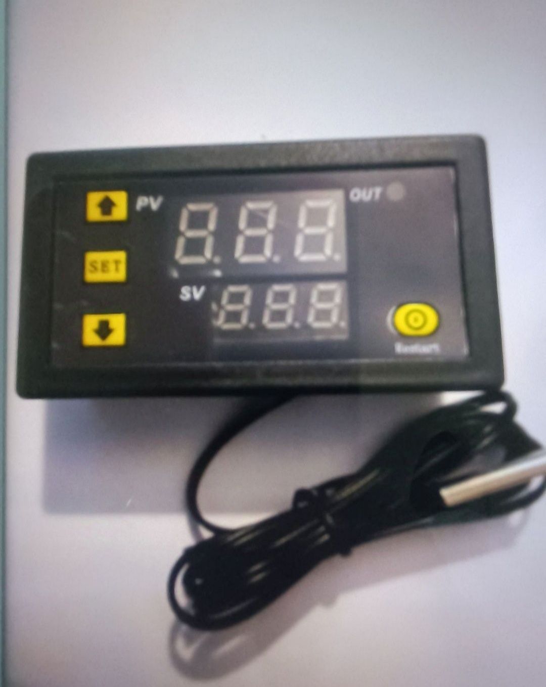 Sprzedam termostat,regulator.
