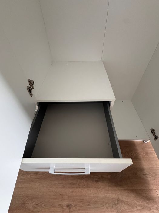 Szafa VELLERUP 151x200 biały JYSK