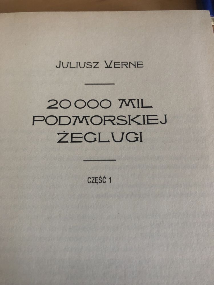 20 000 mil podmorskiej żeglugi czesc 1 Juliusz Verne