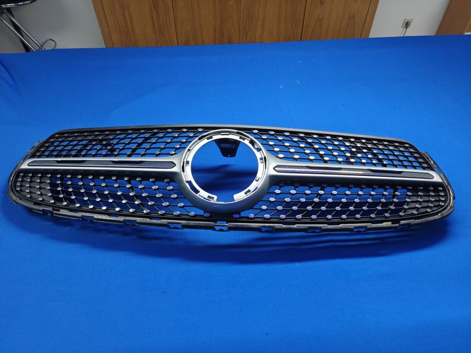 Grelha Mercedes Glc