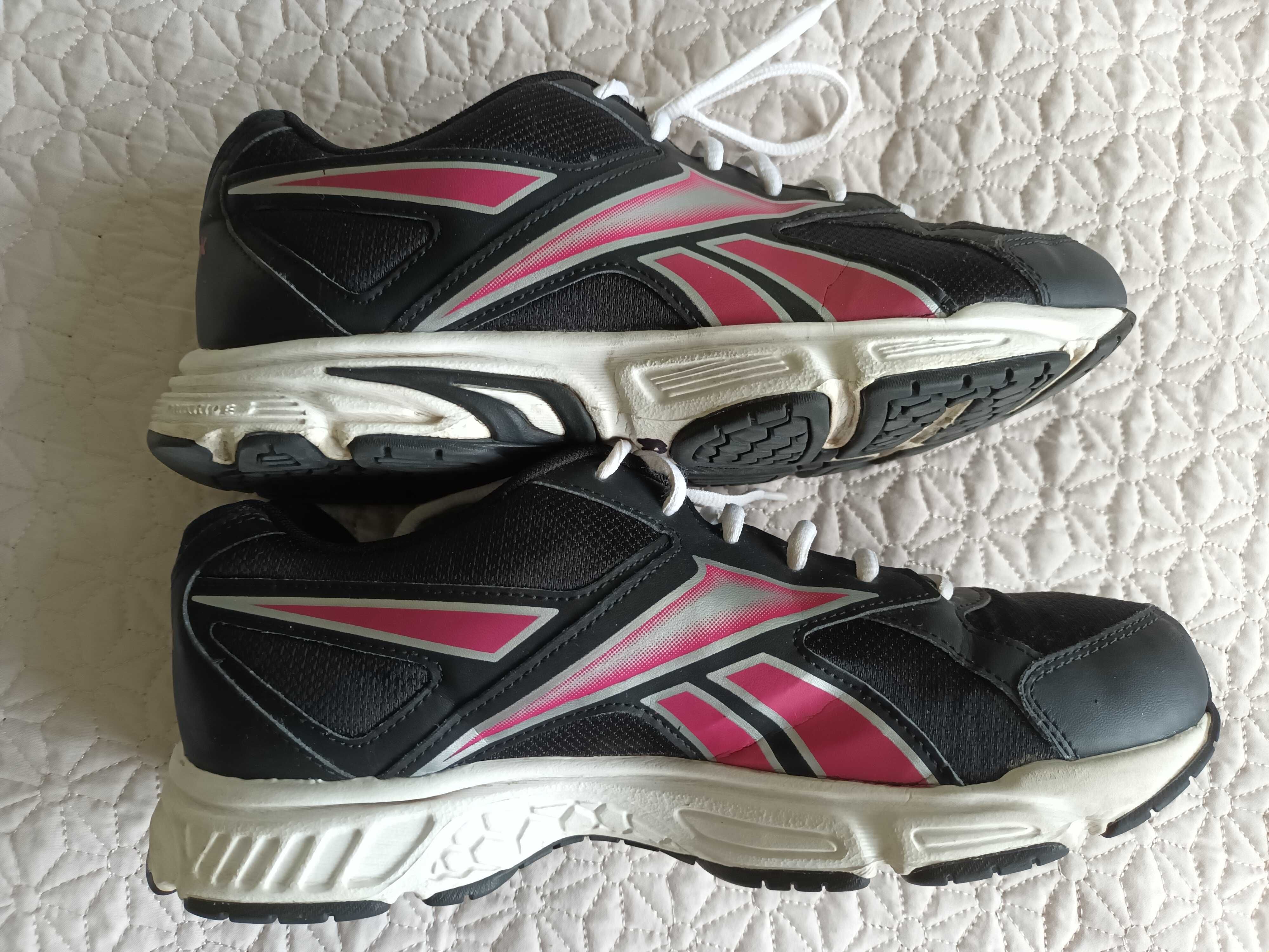 Buty sportowe Reebok running rozmiar 40,5