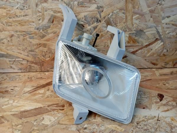 Farol nevoeiro frente esquerdo OPEL Vectra B (36_)