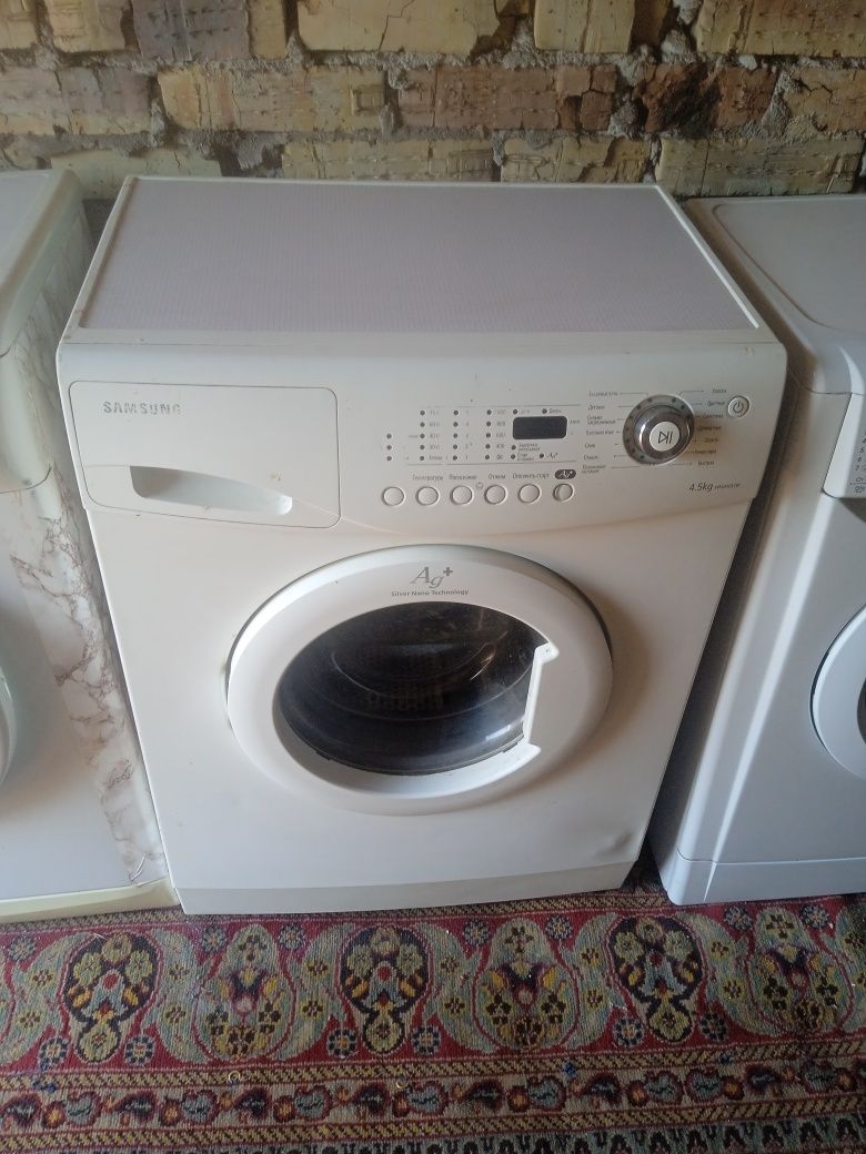 Стиральная машина Samsung WF6450S7W на 4.5 кг