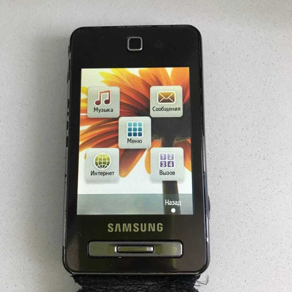 Телефон Samsung SGH F480v