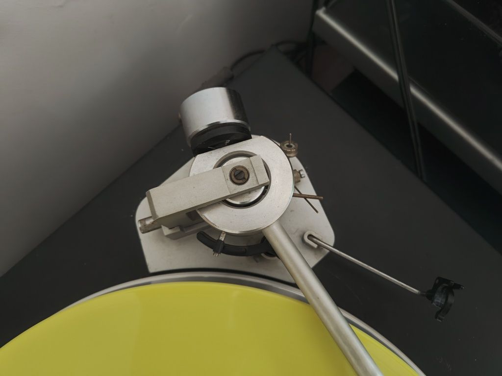 Gramofon UNITRA Bernard GS-431