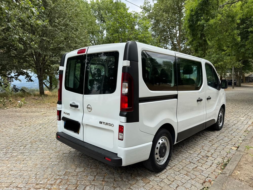 Opel Vivaro 9Lugares  2017 Nacional