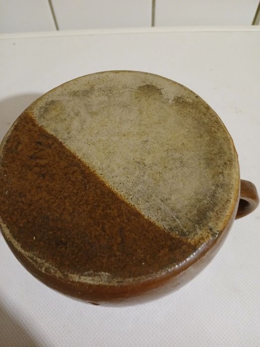 Garnuszek z kamionki Bochnia