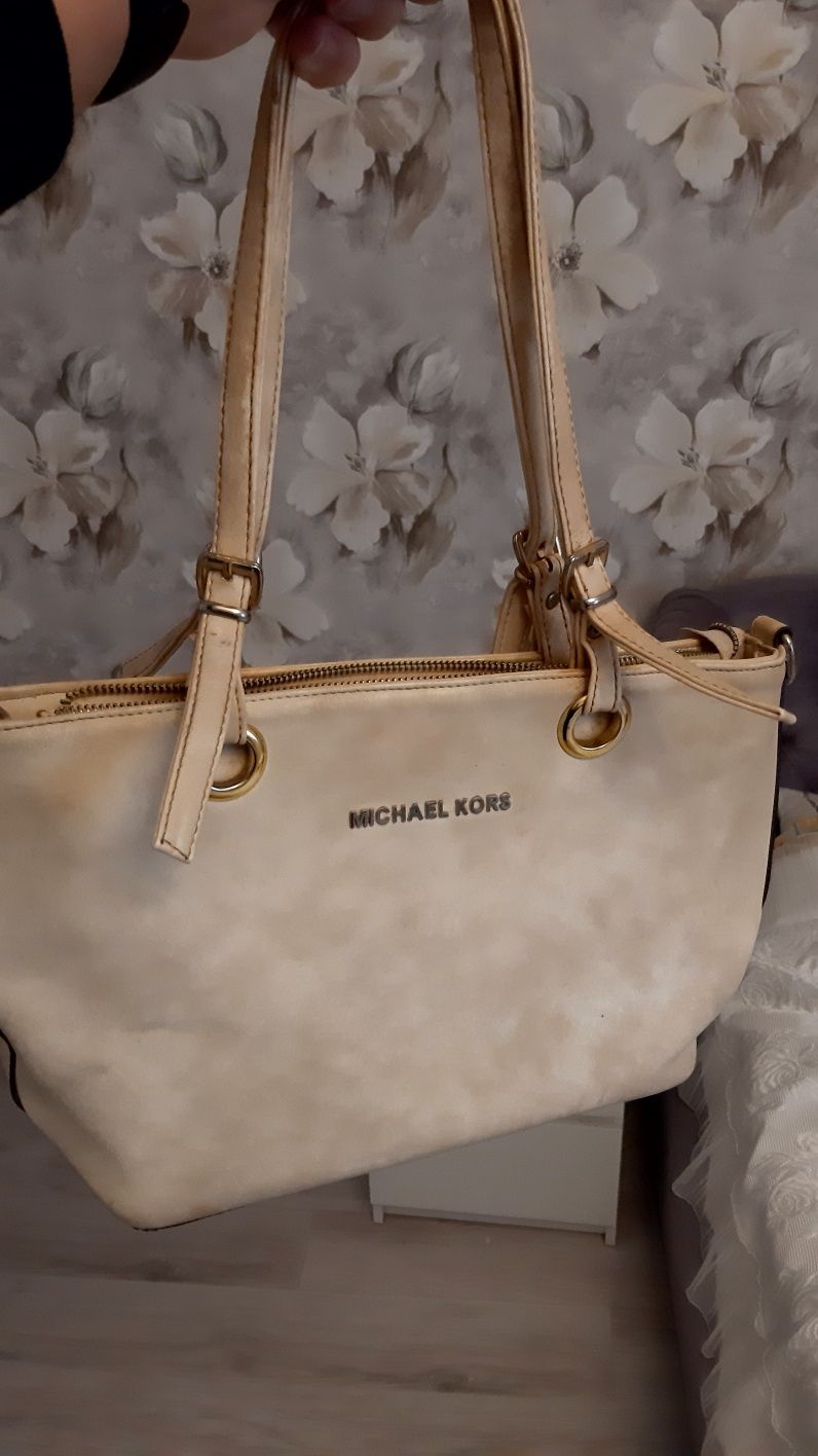 Шкіряна жіноча сумочка Michael Kors