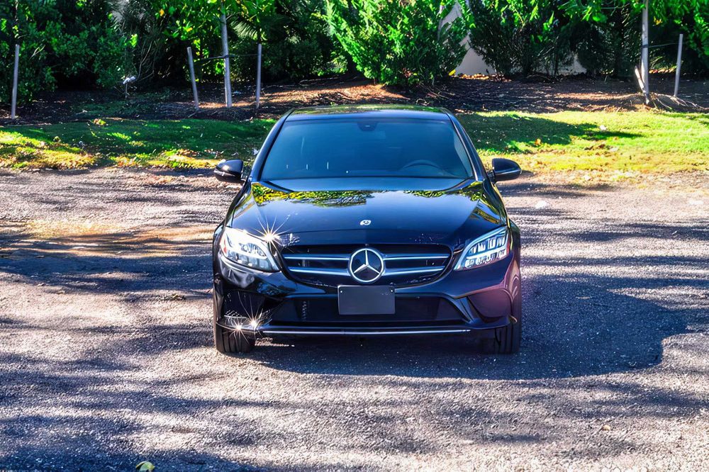 Mercedes-Benz C-Class      2021