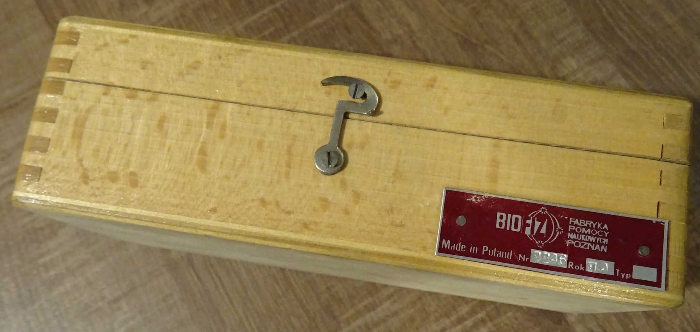 Zestaw odważników ciężarków 500 g w drewnianym pudełku BIOFIZ