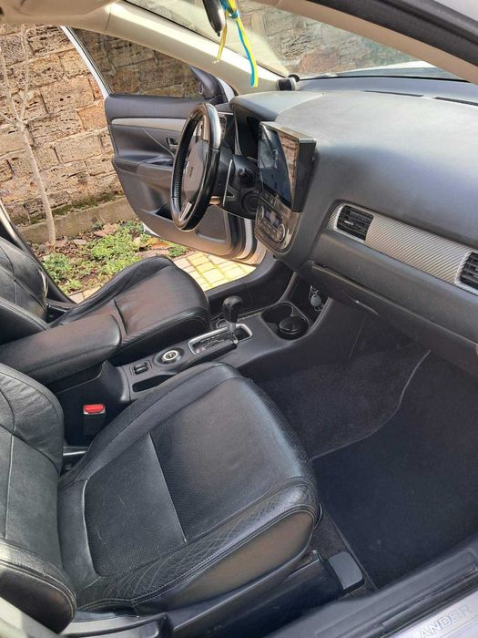 Авто від власника, куплене в офіційного дилера,максимальна комплектац