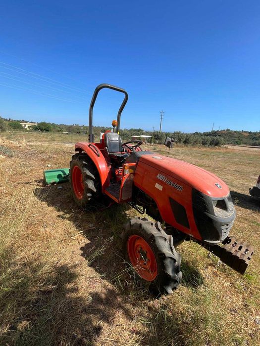 Kioti DS4510  45cv + 5 Alfaias