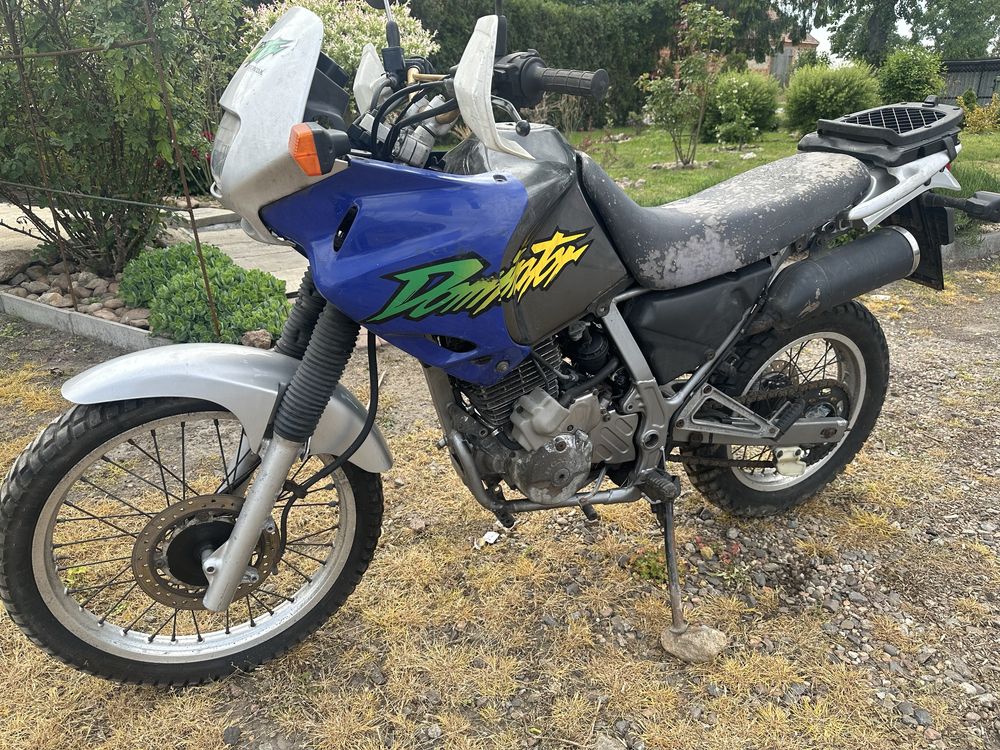 Dominator 650 caly na części!!