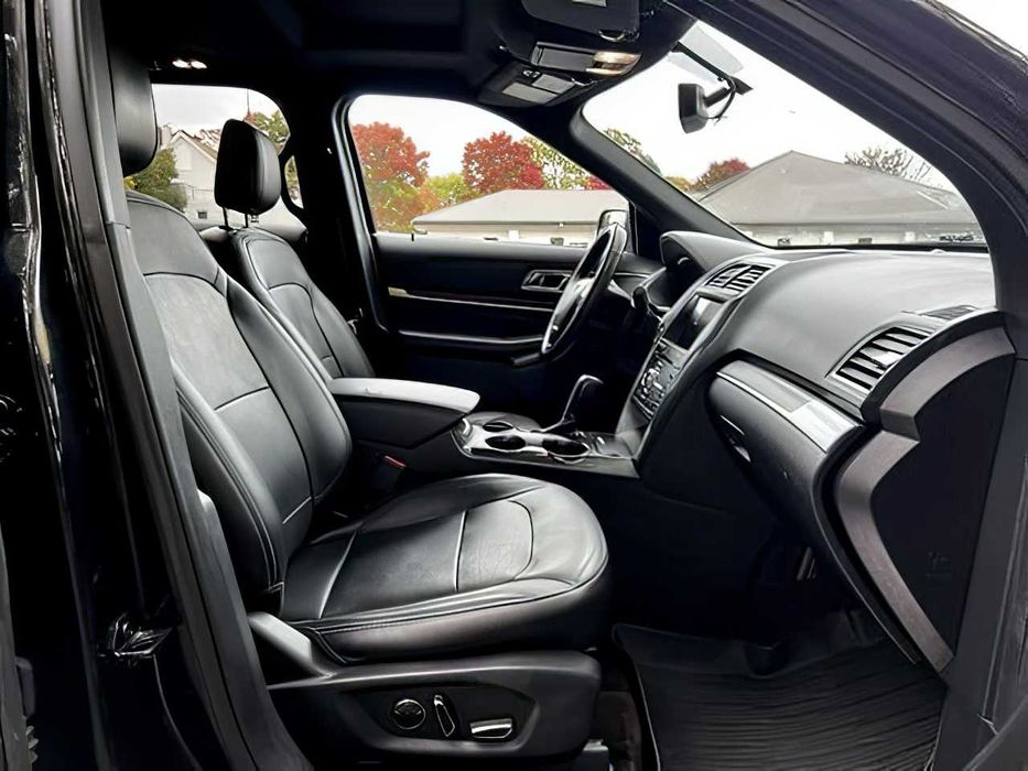 Ford Explorer      2018