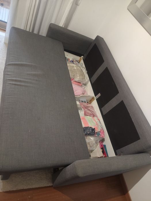 Sofá cama 3 lugares IKEA com poltrona vintage