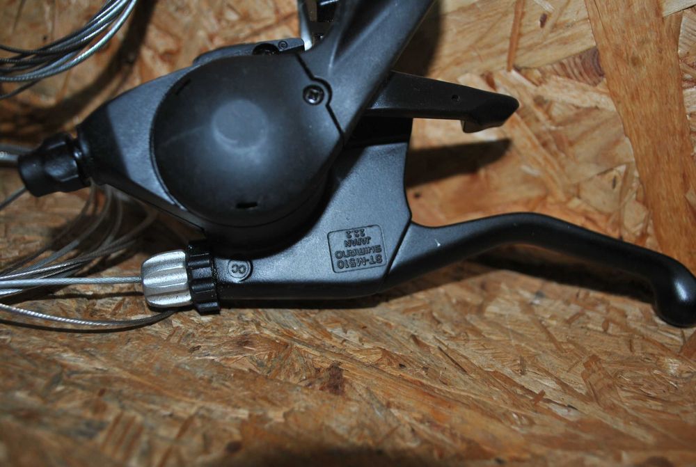 Nowe Klamkomanetki SHIMANO DEORE ST-M510 3x9S MTB