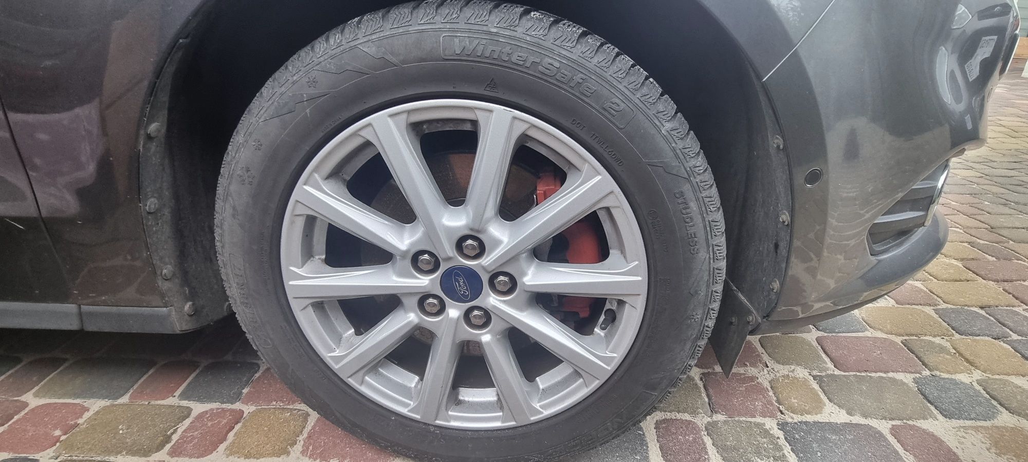 Alufelgi 17cal  5x108 czujniki ciśnień opony zimowe