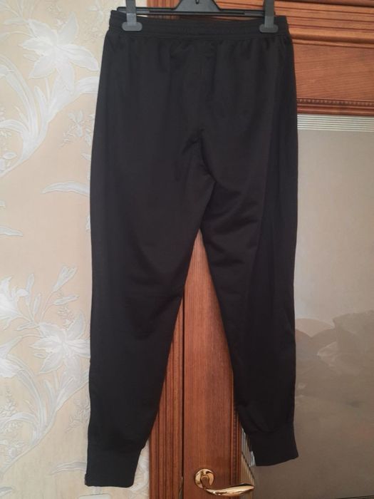 Костюм Macron.