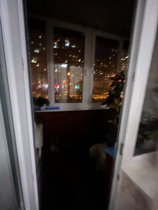 Здам 2 кімнати в трикімнатній квартирі Милославська,5 Троєщина