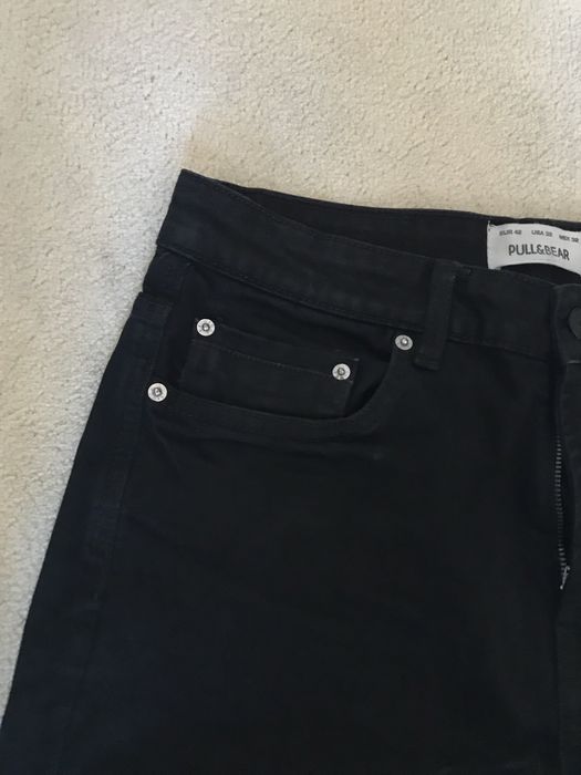 Calcas pretas da pull and bear