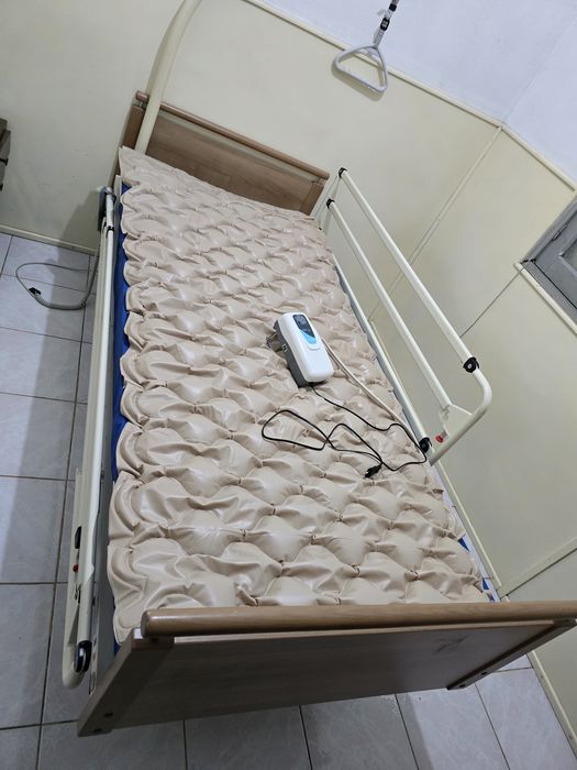 Cama Articulada, Cadeira de rodas, Ler descrição