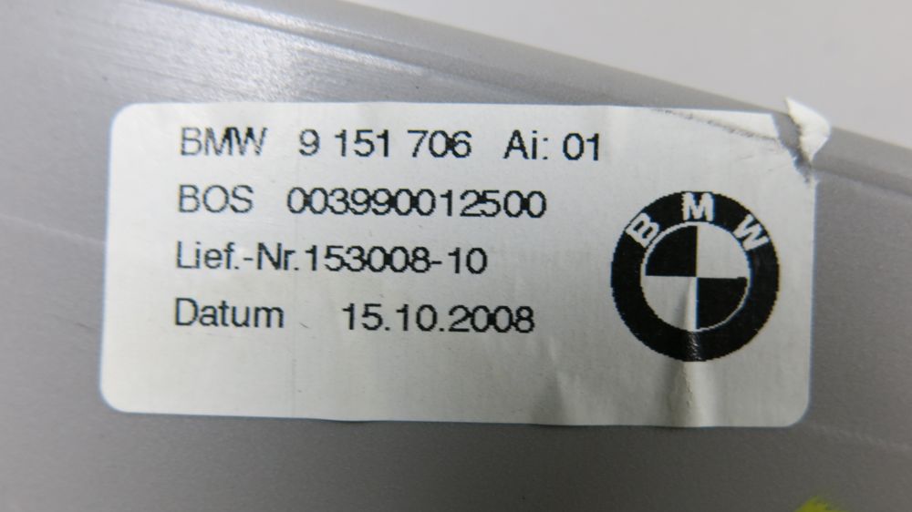 BMW E91 osłona słupka bagażnika rolety prawa