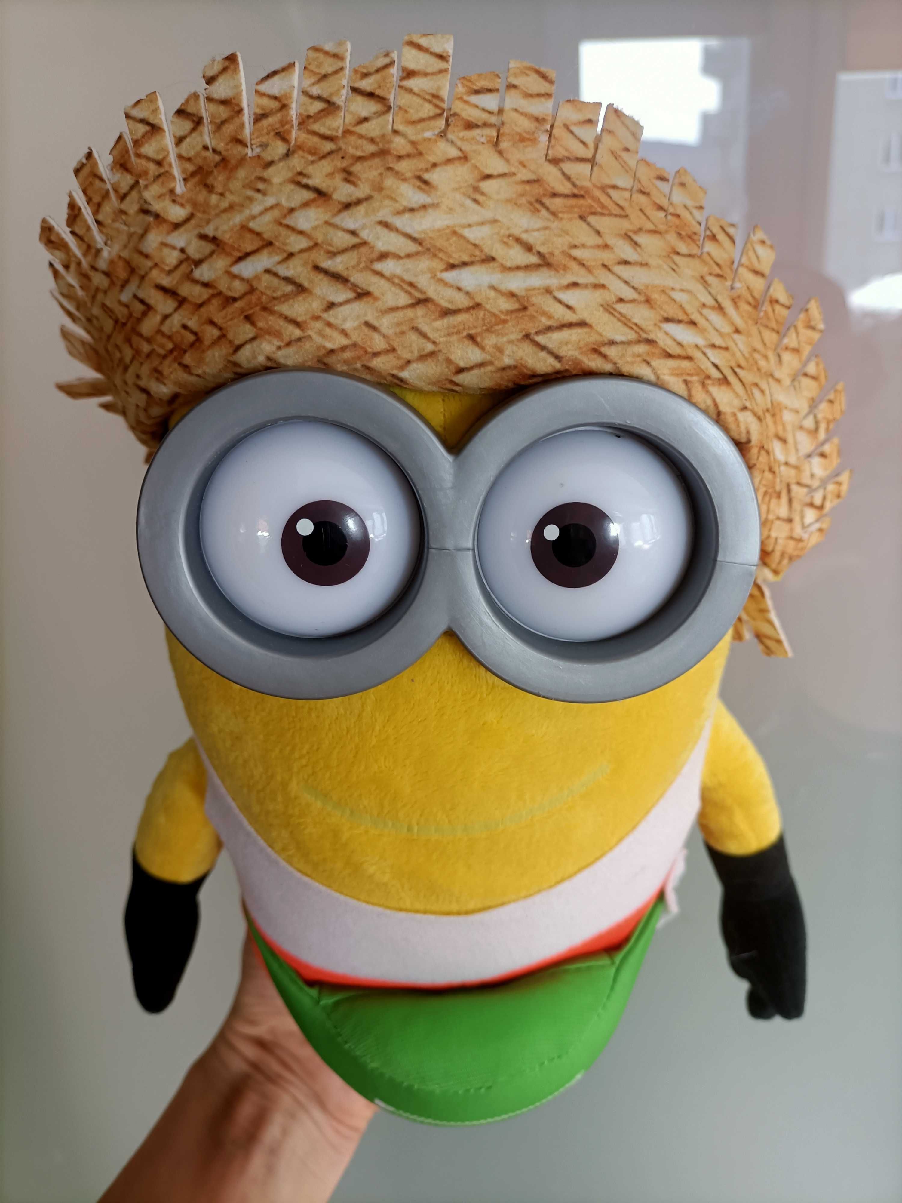 Minionki, Minionek maskotka pluszak