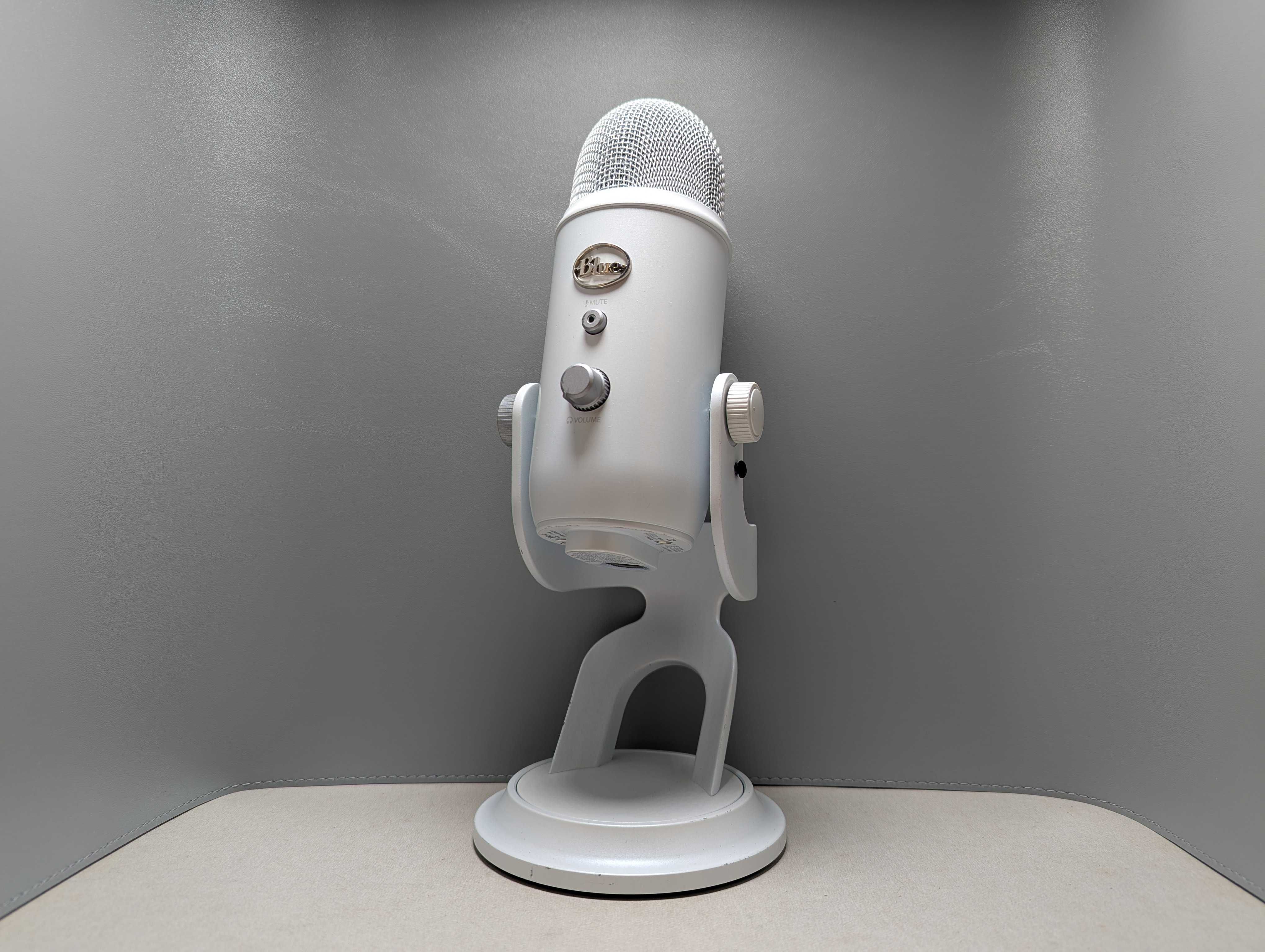 Мікрофон Logitech Blue Yeti