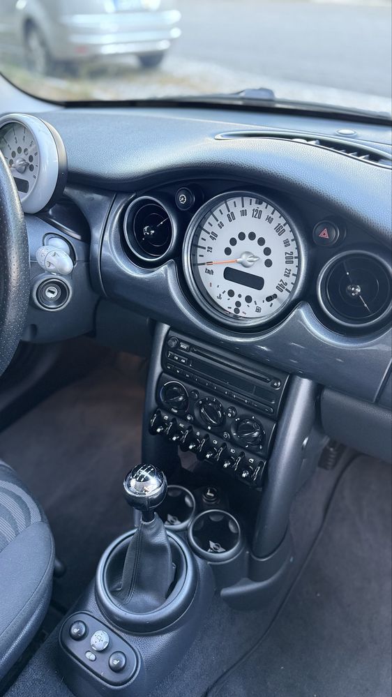 Mini Cooper 1.6i S
