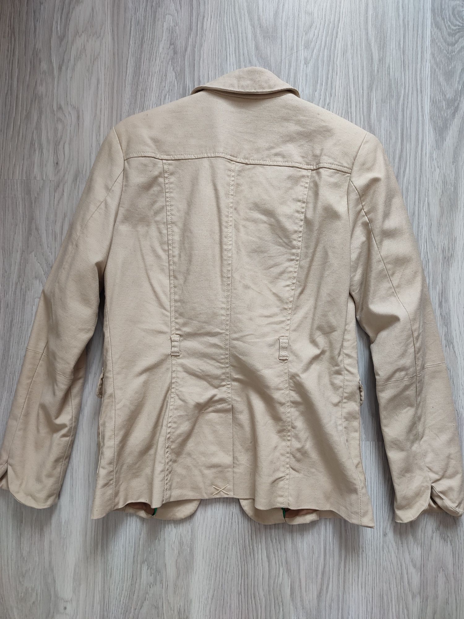 Beżowy żakiet w stylu safari H&M