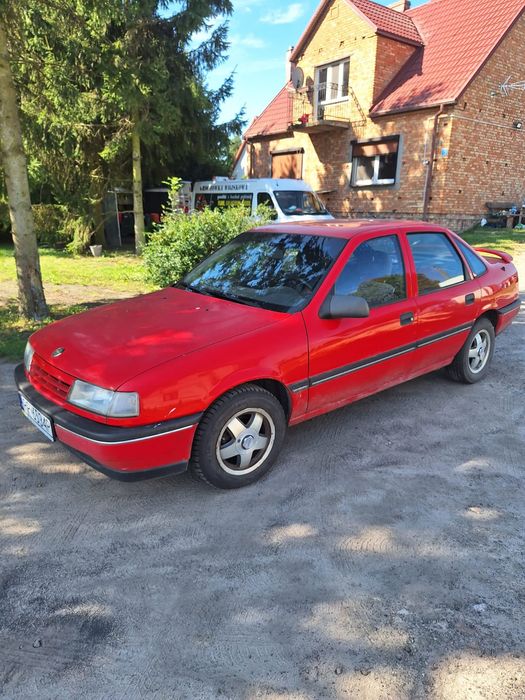 Samochód osobowy marki Opel Vectra 1992